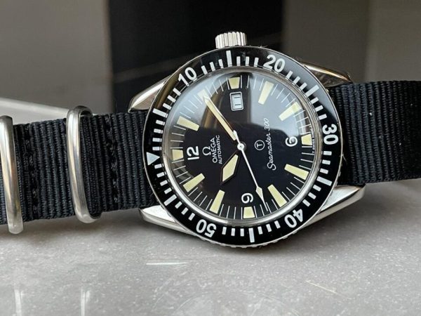 Omega Vintage Seamaster 300 Military Date Automatic Mens Watch - Image 4